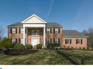 1140 Oak Ridge Dr, Blue Bell, PA 19422