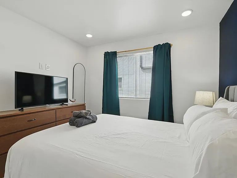 4416 San Jacinto St #102 — Photo 14