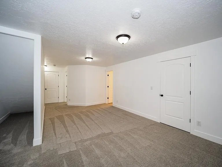 3659 W 1650 N #BASEMENT MASTER — Photo 24
