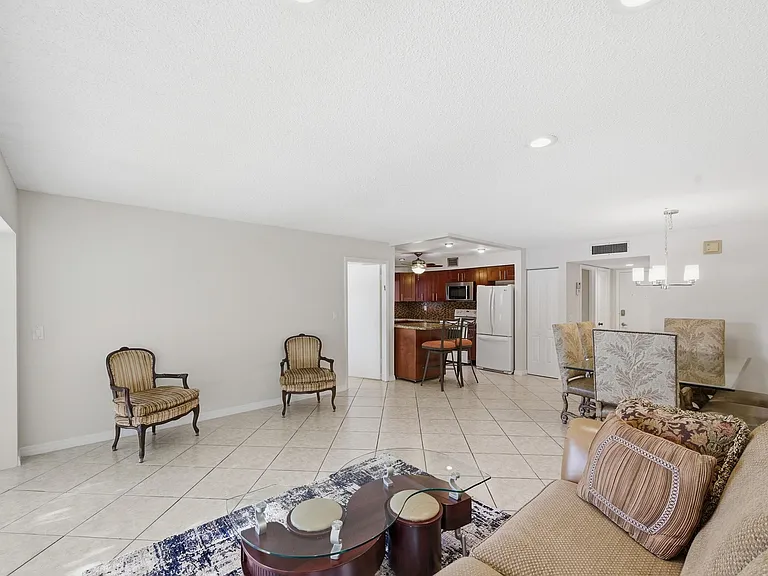 129 Piedmont Way #C — Photo 7