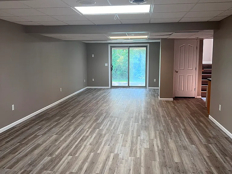 1800 Stone Manor Cir — Photo 19
