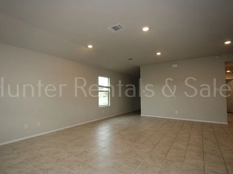 5106 Brody Dr — Photo 4