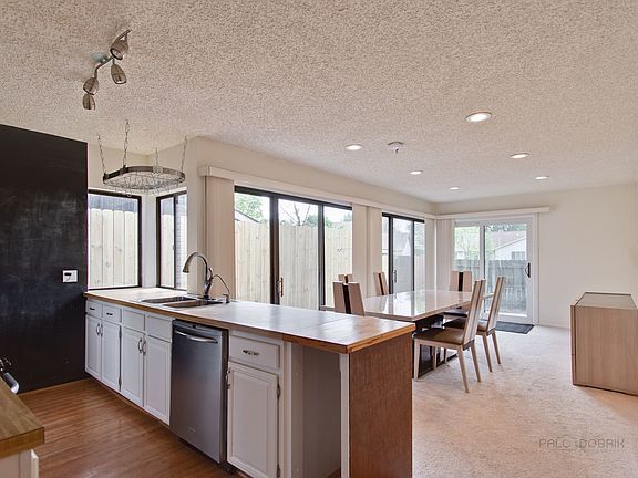 5th image of 2S648 Wildwood Ct