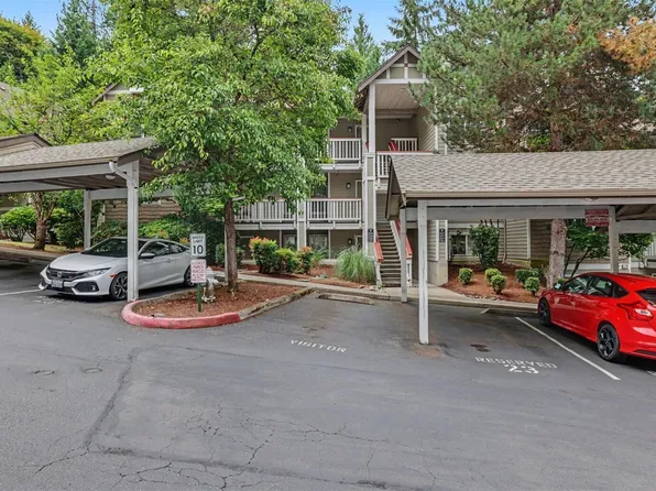 18505 SE Newport Way #B106, Issaquah, WA 98027