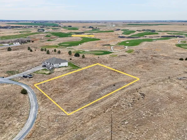 22 Birdie Ln, Gothenburg, NE 69138