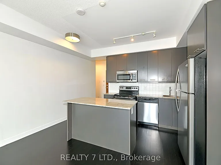 360 Square One Dr #2709 — Photo 17