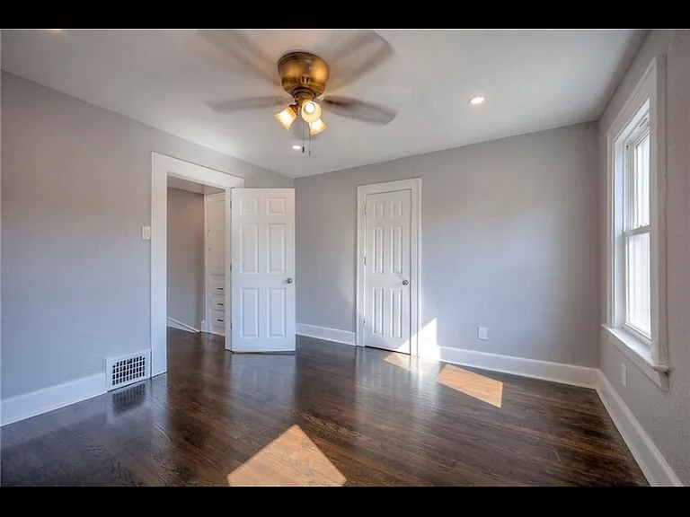 2930 Bales Ave — Photo 6