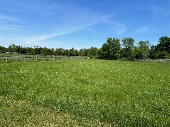  N State Road 203, Scottsburg, IN 47170