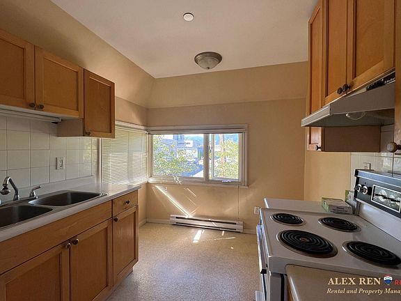3rd image of 14XX Parker St