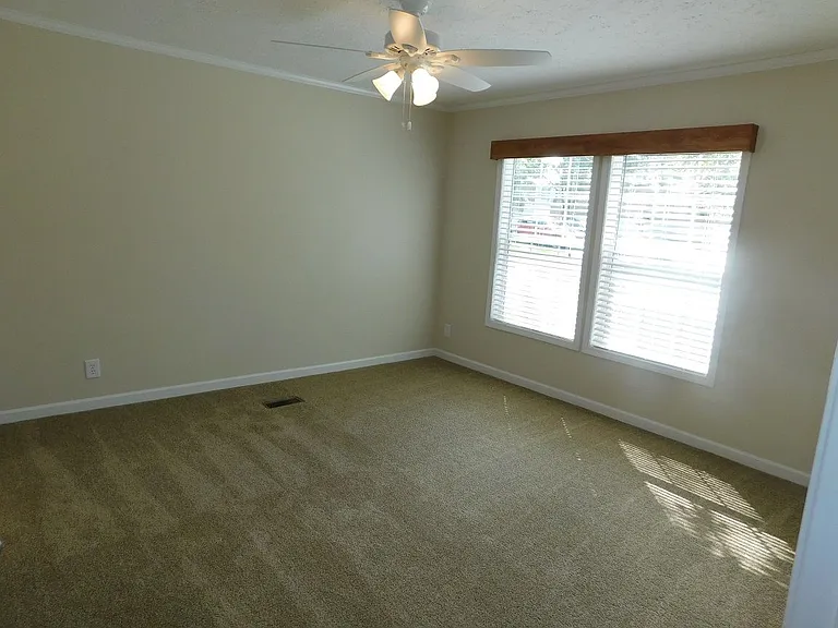 Woodlake (NC) — Photo 14