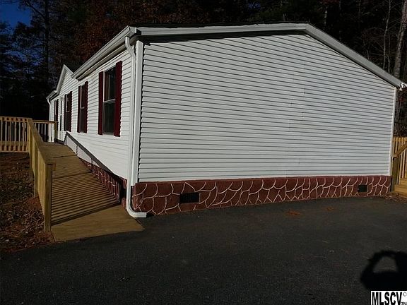 2nd image of 3161 Bear Trail Dr