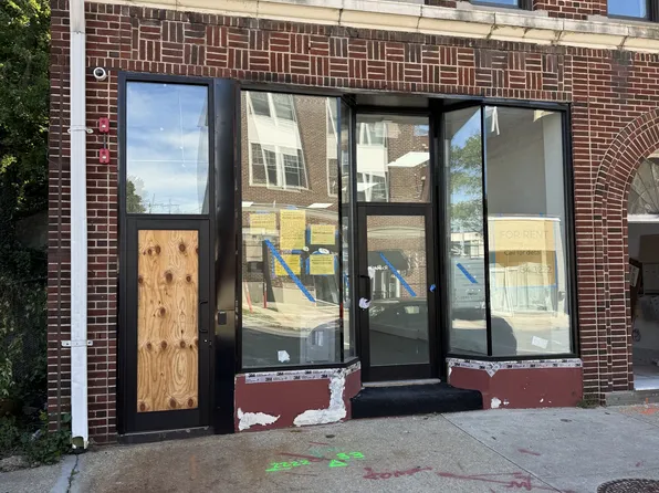 214 Fifth Ave - Store Front North
