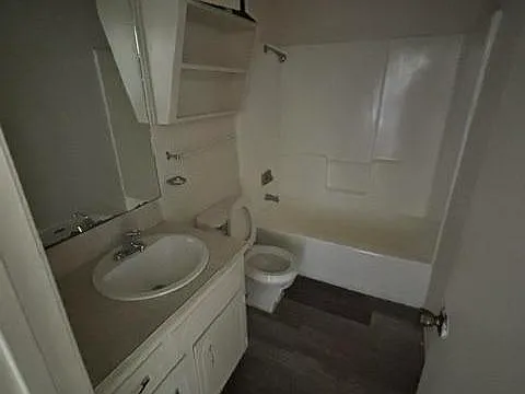 4803 Rainbow Cir #3 — Photo 6
