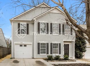 5425 Idlewild Rd N, Charlotte, NC 28227