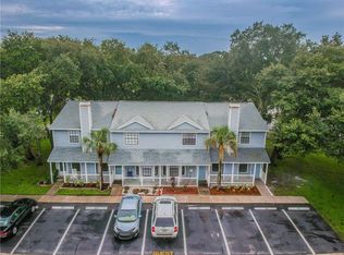 12561 Castle Hill Dr, Tampa, FL 33624