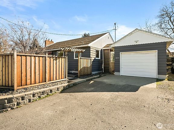 4th image of 1411 Maiden Lane