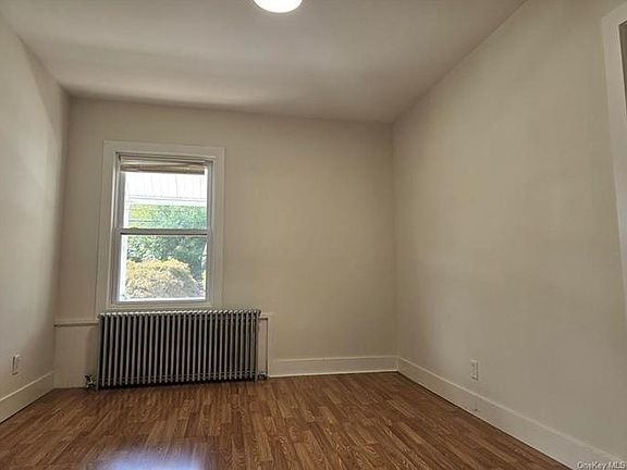 5th image of 13 Firth St Unit 1