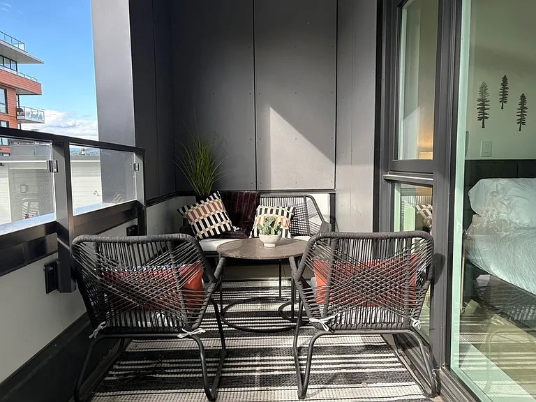 3409 Lakeshore Rd #301 — Photo 15
