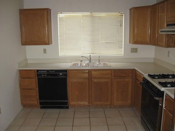 3rd image of 9213 Yucca Blossom Dr #0