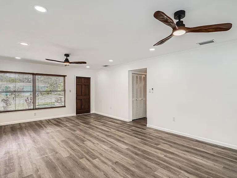 4608 S Shamrock Rd — Photo 12