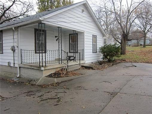 1st image of 3339 S Sterling Ave