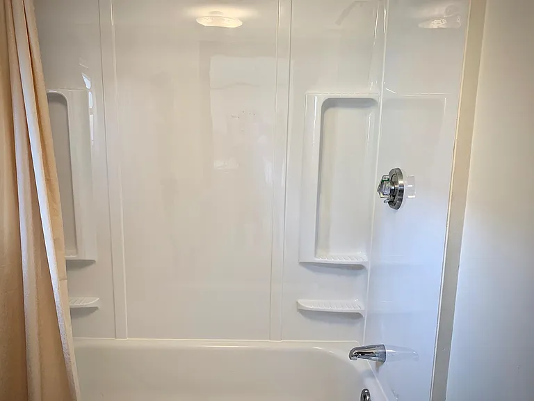 7 Sycamore St #2 — Photo 10