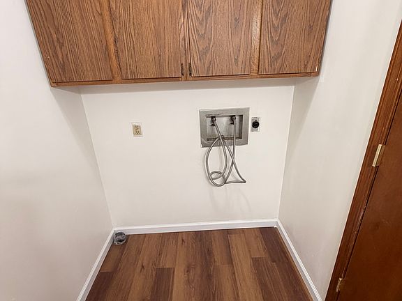 5th image of 3210 S Handley St APT 201