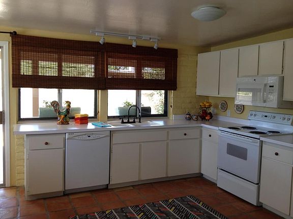 3rd image of 21 E Mediterranean Dr