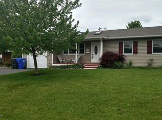 37 Lakeland Dr, Brick, NJ 08723