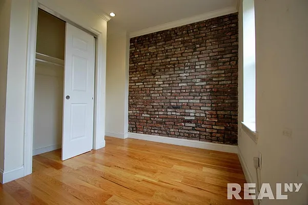 Rented by REAL New York | media 13