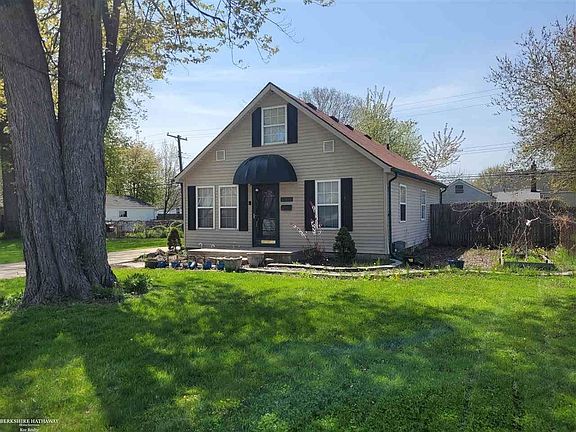 4th image of this home