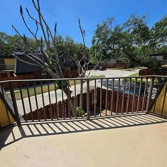3824 Saxon Dr — Photo 16