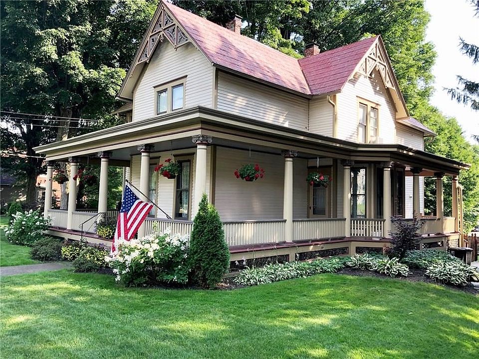 1st image of 115 Maple Ave