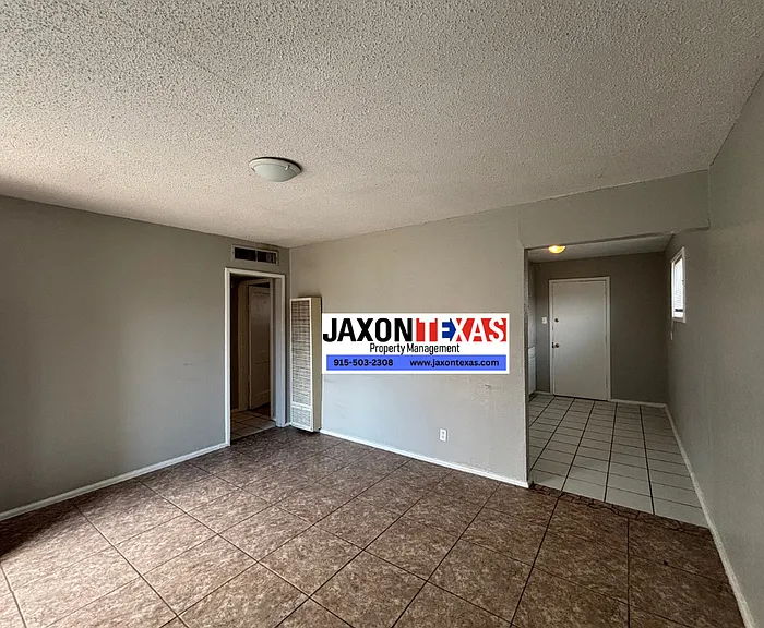 3906 Harrison Ave #4 — Photo 1