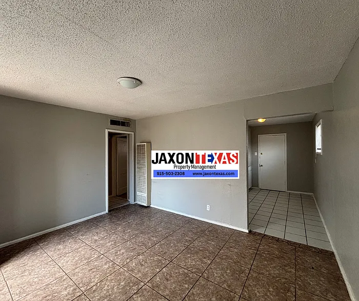 3906 Harrison Ave #4
