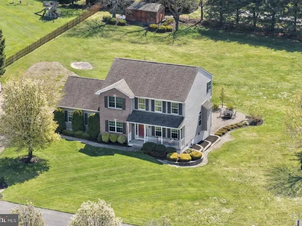 102 Concord Ct, Woolwich Township, NJ 08085