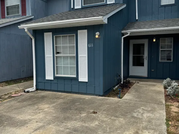 611 Virginia Oak Ct, Fort Walton Beach, FL 32548