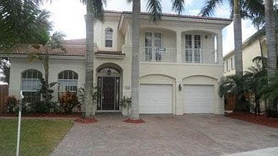 1st image of 11240 NW 71st St