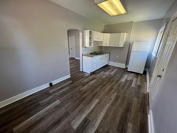 2nd image of 155 Church St #155
