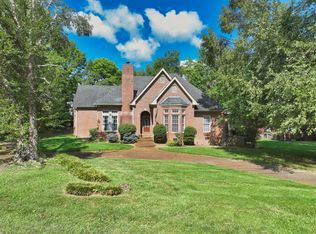 308 Orchard Park Dr, White House, TN 37188