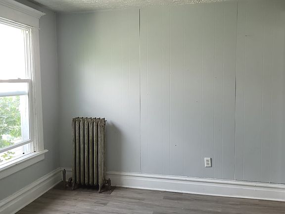 4th image of 536 W Mishawaka Ave