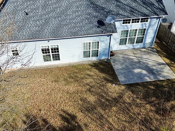 4th image of 380 Vine Mountain Way