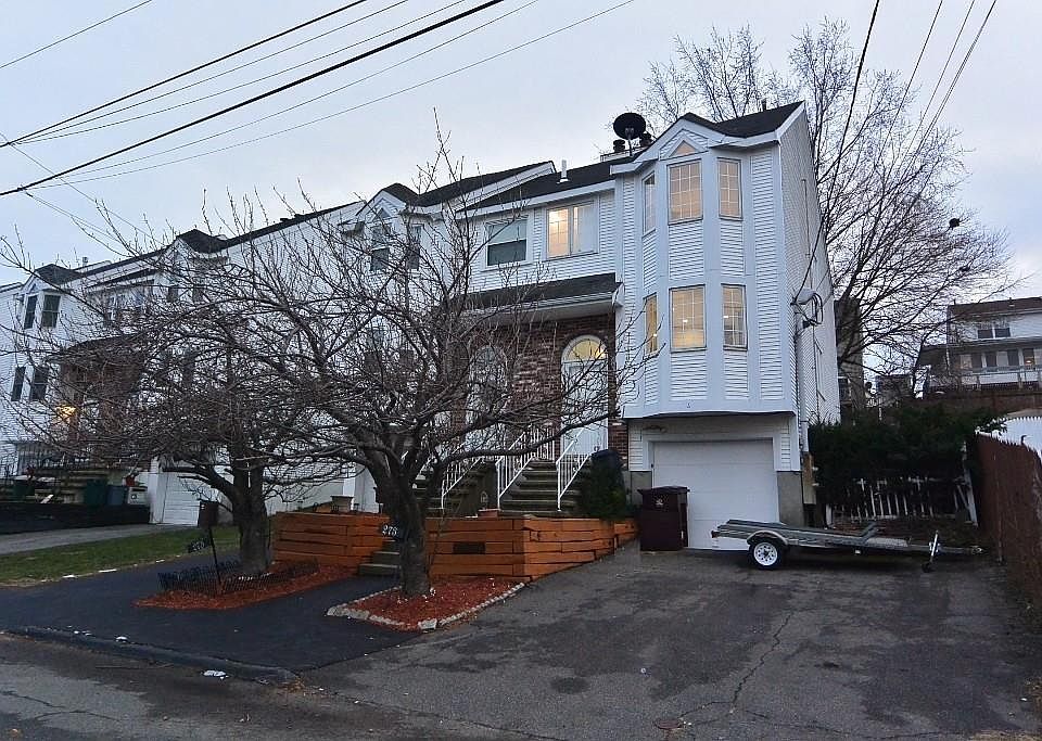 1st image of 273 Lincoln St #273