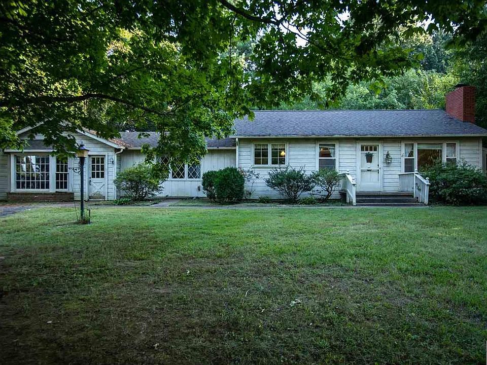 1st image of 340 Walnut Dr #344
