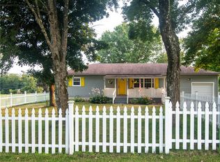 8332 Lamor Rd, Mercer, PA 16137