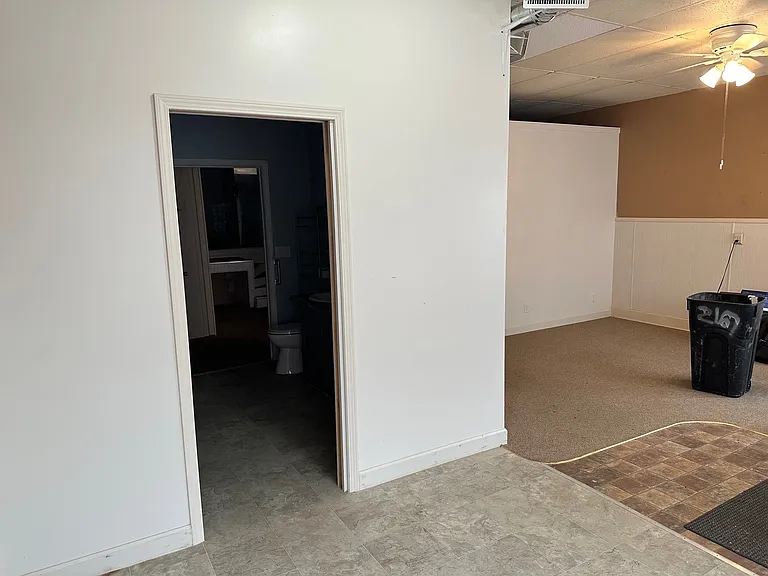 123 N Walnut St #123 — Photo 6