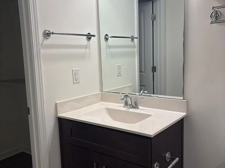 301 Goff St — Photo 5