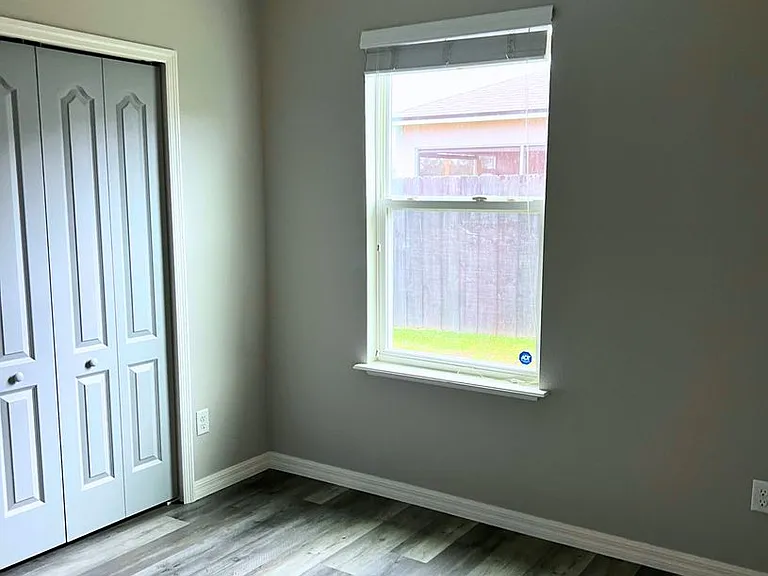 125 Walnut Way — Photo 14