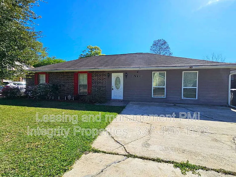 7441 Quorum Dr — Photo 3