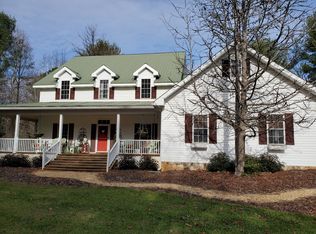 1482 The Orchard Rd, Clarkesville, GA 30523